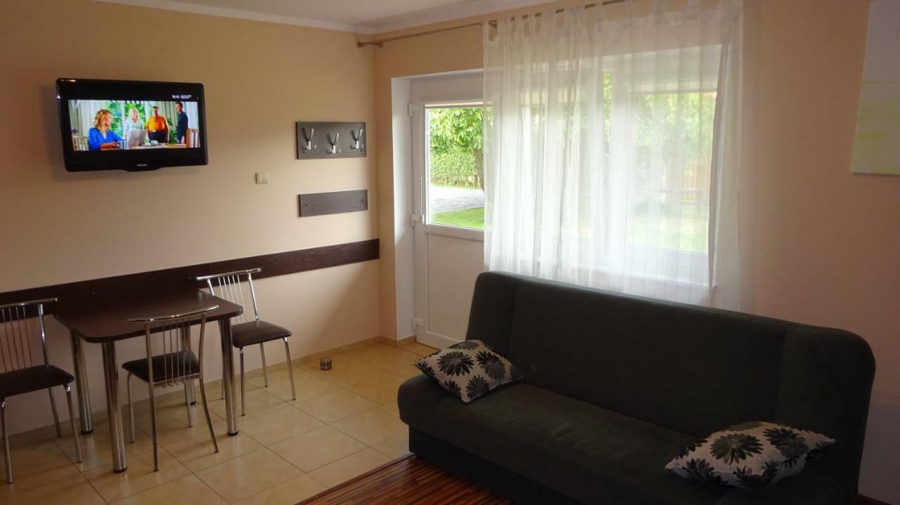 Apartamenty Gosciniec Re-Max เมอร์เชเชโน ภายนอก รูปภาพ